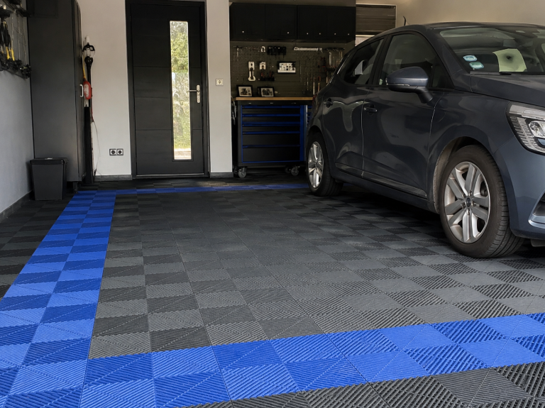 mettre des dalles de clipsage pour son garage